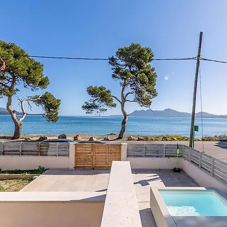 Villa Seafront Mar I Pins By Sealand