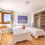 Seafront Mar I Pins By Sealand 포엔샤 항구