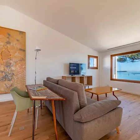 Villa Seafront Mar I Pins By Sealand *