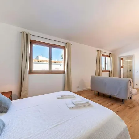 Villa Seafront Mar I Pins By Sealand