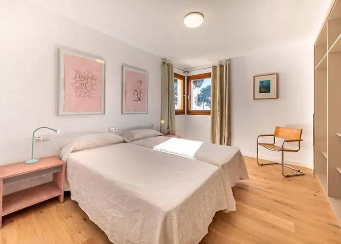 Villa Seafront Mar I Pins By Sealand Port de Pollença