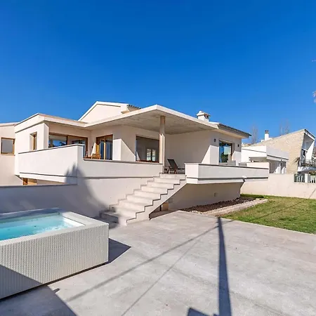 Seafront Mar I Pins By Sealand * Port de Pollença